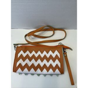 Jingpin Pick Your Plum‎ Clutch Chevron Strips Orange & White Crossbody Wristlet